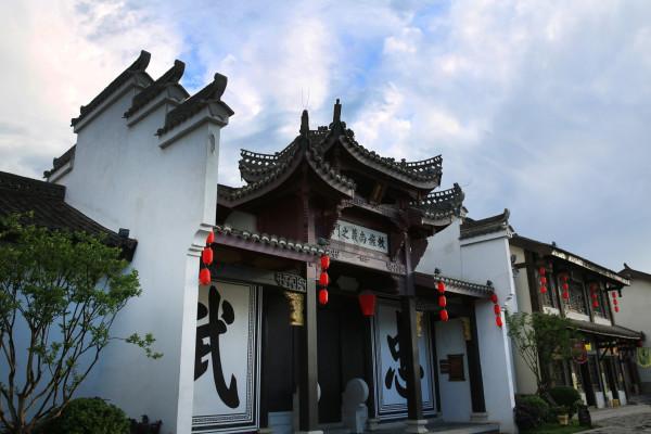 皇冠地下城